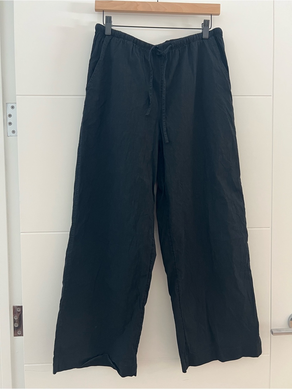 Athleta Black Wide-Leg Drawstring Sweatpants
